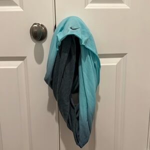 Nike dri-fit infinity scarf